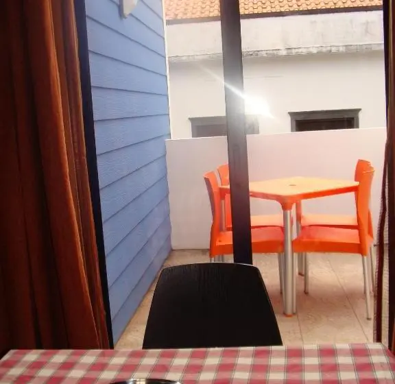 Huoneisto 1 Makuuhuone Sisäpuolella, Apartamentos Kósmos