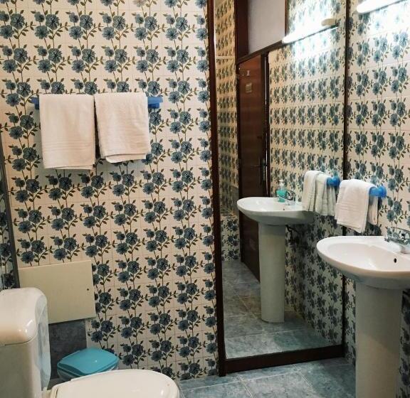 Номер Стандарт Трехместный, Alojamento Baixa Mar