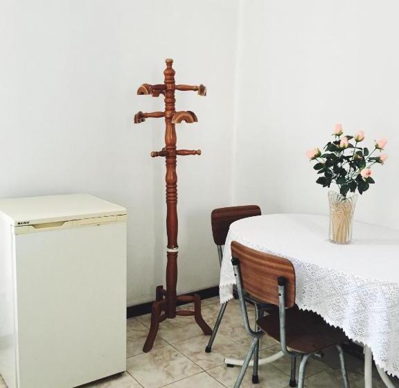 Семейный Номер, Alojamento Baixa Mar