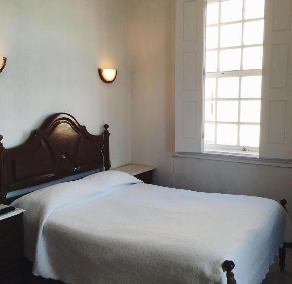 Семейный Номер, Alojamento Baixa Mar