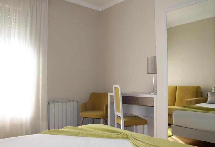 Номер Стандарт Трехместный, Residencial Clássico