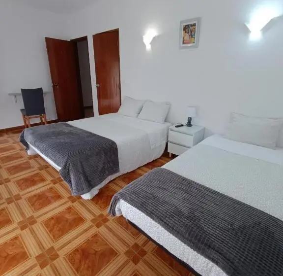 اتاق استاندارد سه تخته با بالکن, Residencial S. Giao