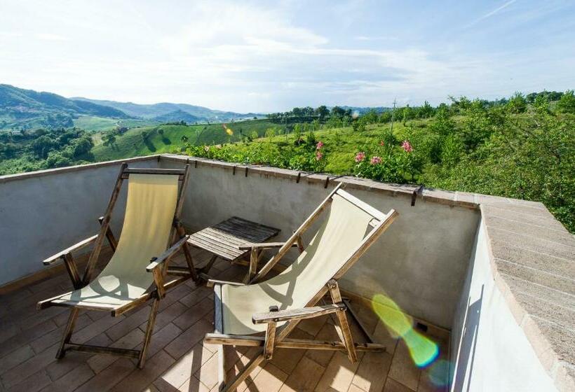 트리플 스탠다드 전망룸, Agriturismo La Corte Del Lupo