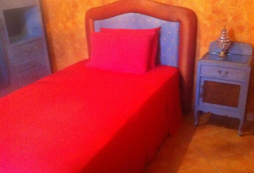 标准单人间, Agriturismo Ristorante Albachiara