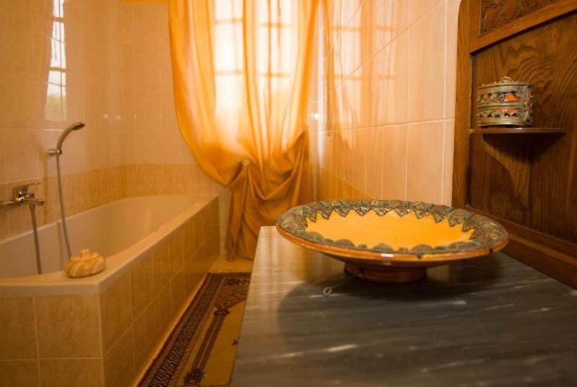 جناح جونيور, Agriturismo Ristorante Albachiara