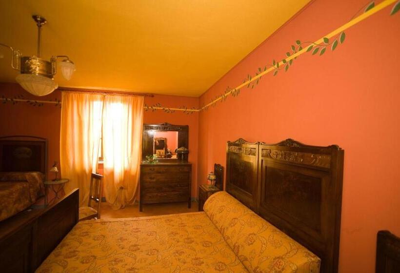 جناح جونيور, Agriturismo Ristorante Albachiara