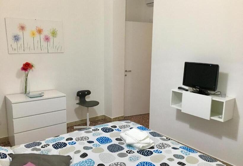 스탠다드 룸, Vittoria Colonna