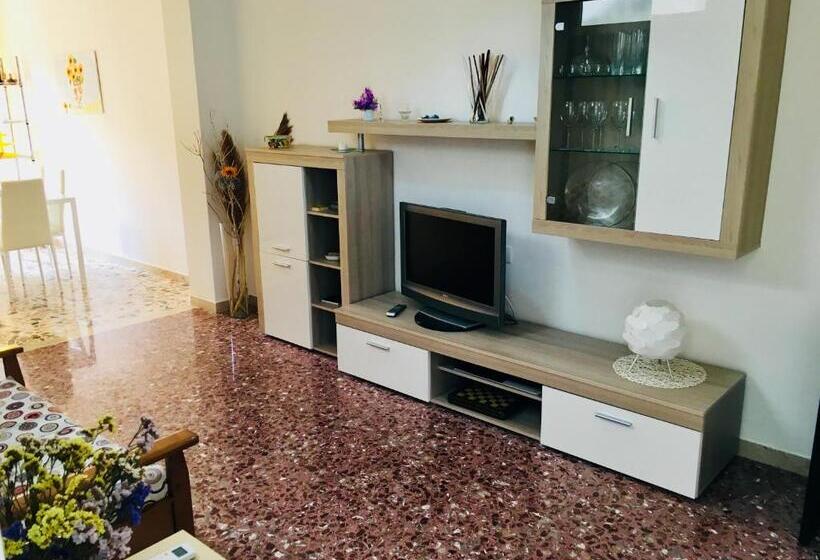 آپارتمان 1 خوابه با بالکن, Vittoria Colonna