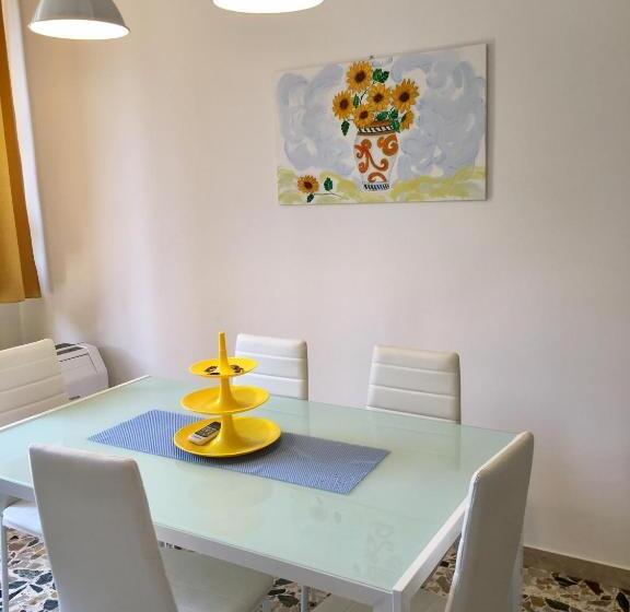 침실 1개 발코니 아파트, Vittoria Colonna