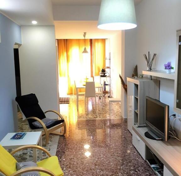 침실 1개 발코니 아파트, Vittoria Colonna