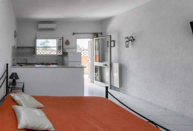 استودیوی سوپریور, Casale Gli Ulivi