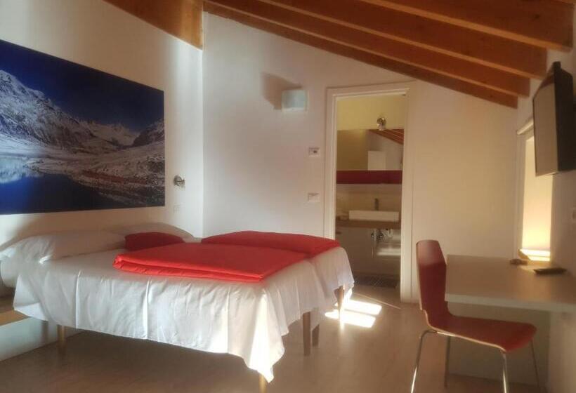 اتاق استاندارد, Le Stanze Del Trenino Rosso