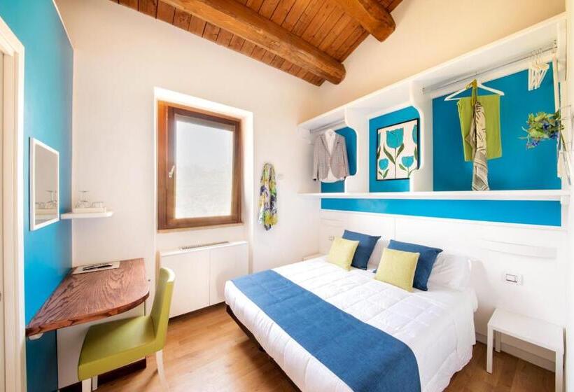 חדר אקונומי, Agrirelais Collelago