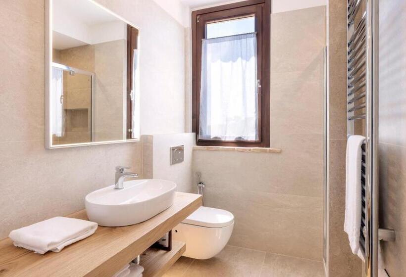 חדר סטנדרט לשלושה, Agrirelais Collelago