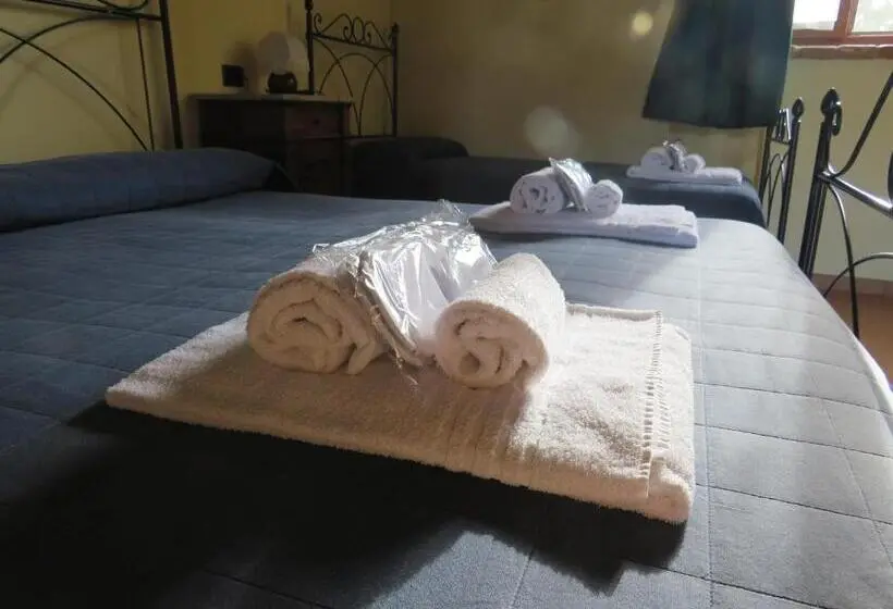 キングサイズベッドのスタンダードルーム, Agriturismo Rivieraoglio