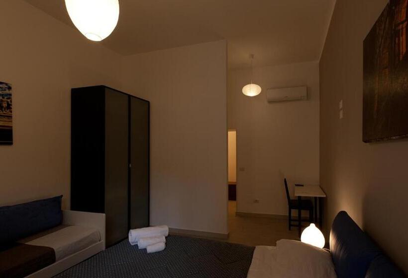 デラックストリプルルーム, Borooms