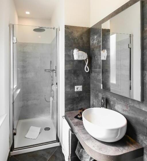 اتاق استاندارد, La Bella Modena