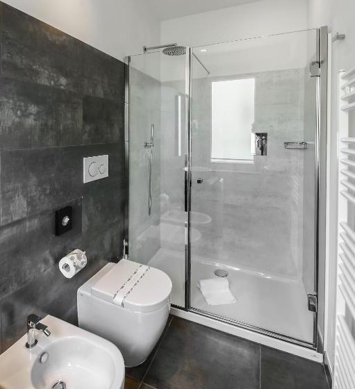 سوییت, La Bella Modena