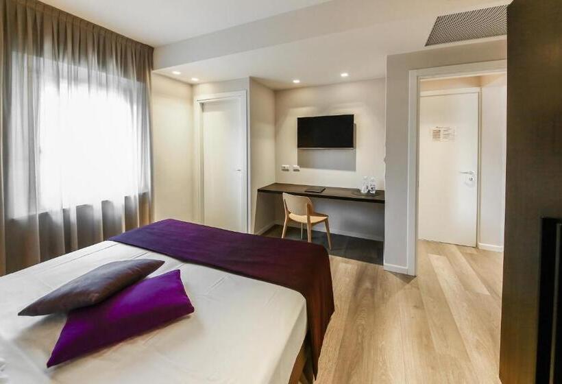 سوییت, La Bella Modena