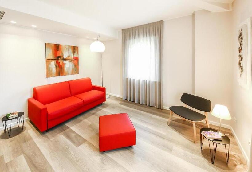 سوییت, La Bella Modena