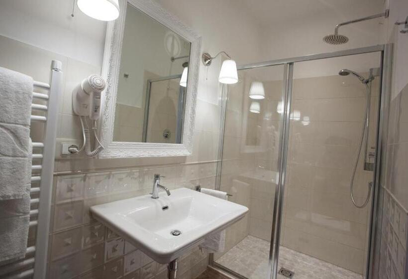 ジュニアスイート, Magnifica Luxury Suites