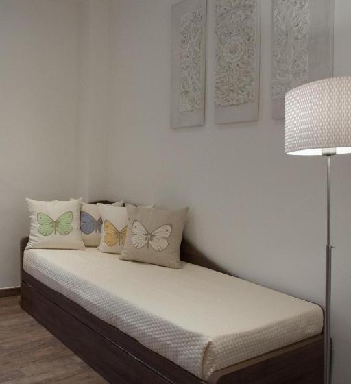 バルコニー付きジュニアスイート, Magnifica Luxury Suites