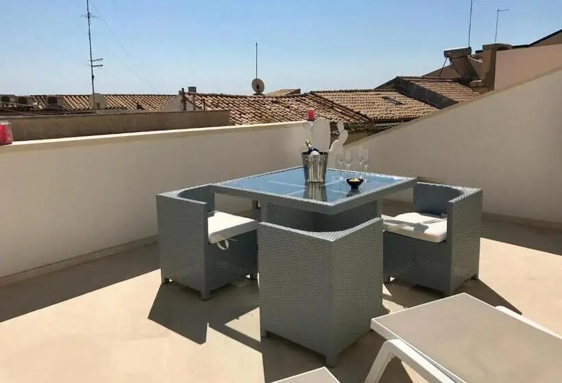 1 Bedroom Penthouse Apartment, Re Federico Boutique