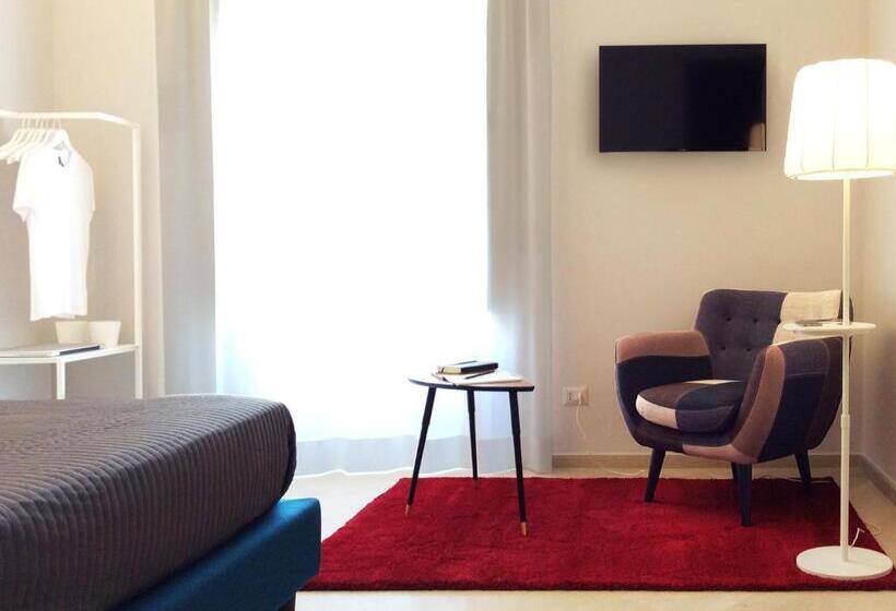 デラックスルーム, Re Federico Boutique