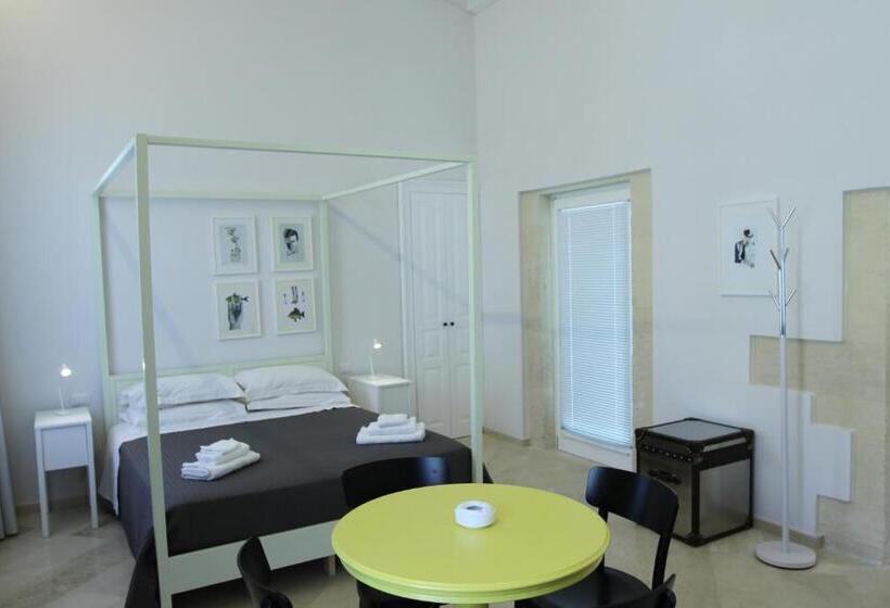 スタンダードスタジオ, Re Federico Boutique