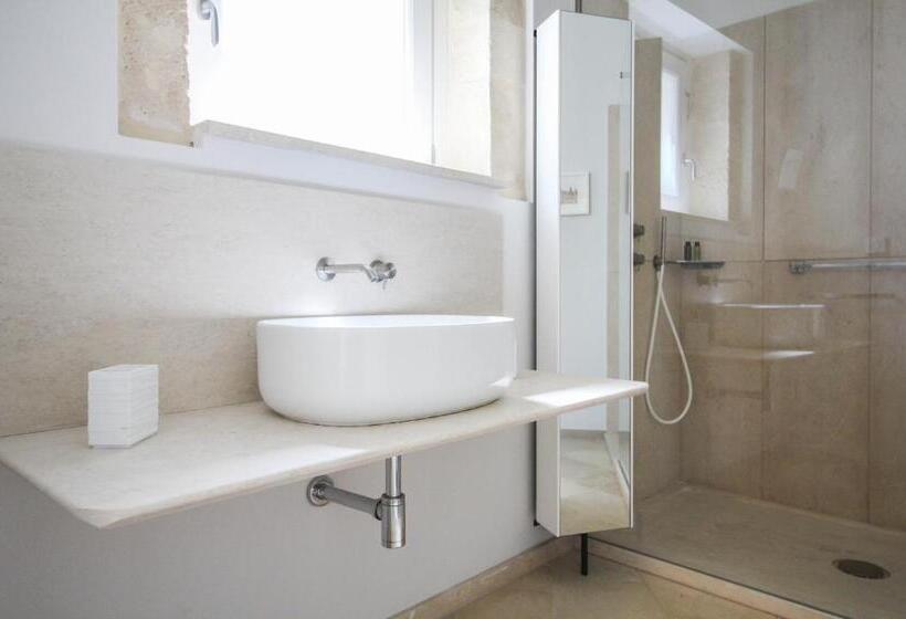 スタンダードスタジオ, Re Federico Boutique