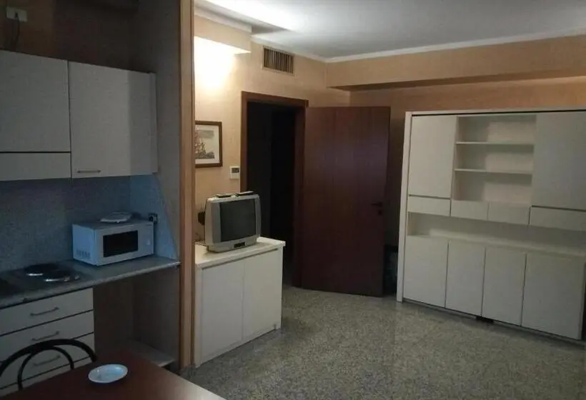 Huoneisto 1 Makuuhuone, Residence Le Arcate