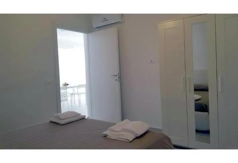 ２ベッドルームアパートメント, Borghetto Mediterraneo