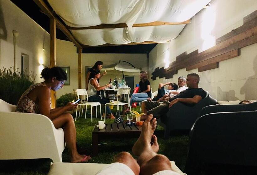 إستوديو قياسى, Borghetto Mediterraneo