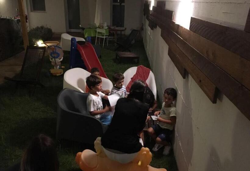 إستوديو قياسى, Borghetto Mediterraneo