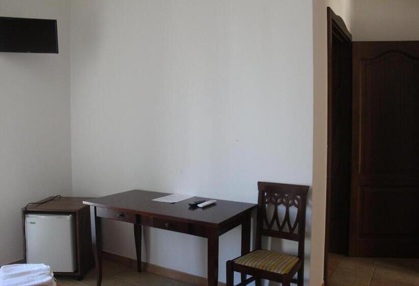 家庭间, Tenuta Ferraro Gallipoli