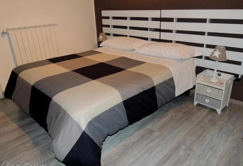 شقة غرفة واحدة, La Casa Del Colonnello