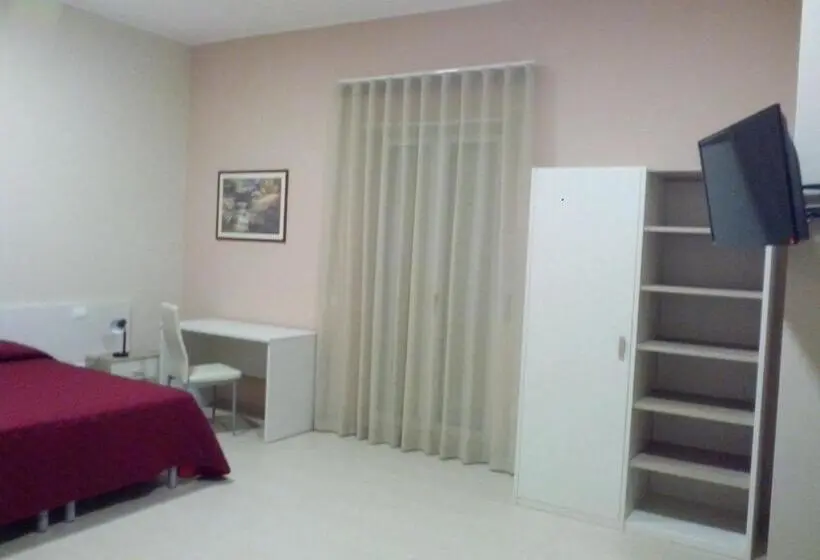 اتاق استاندارد سه نفره, Pensione Afrodite