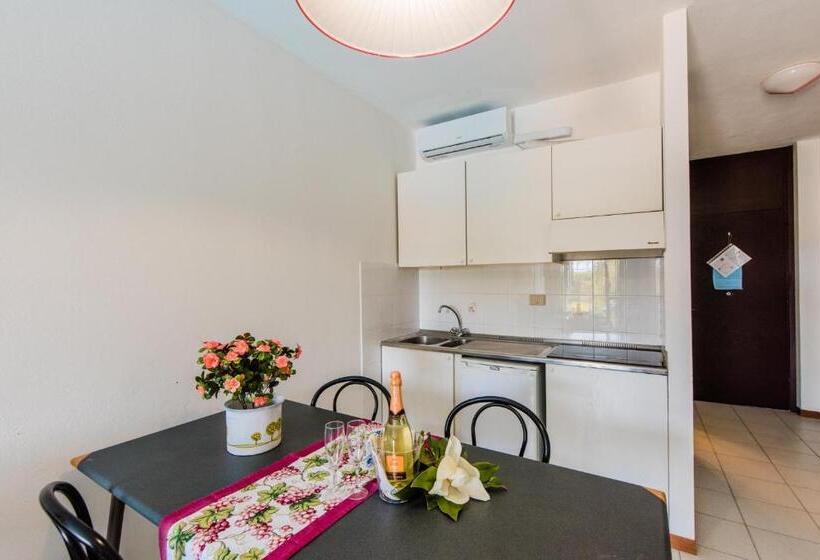 דירת שני חדרים, Residence Magnolia