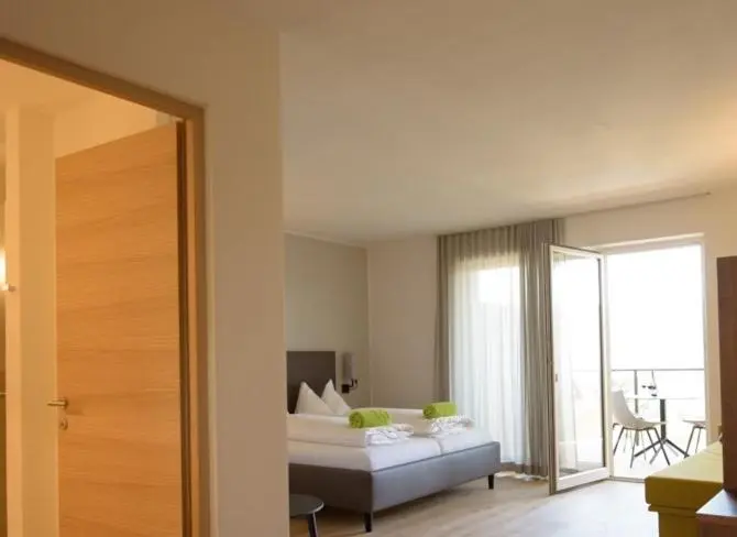Juniorsviitti Allasnäkymä, Brühl Suites&residence
