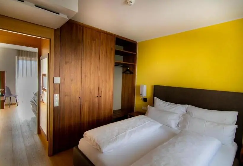 Huoneisto 2 Makuuhuonetta, Brühl Suites&residence