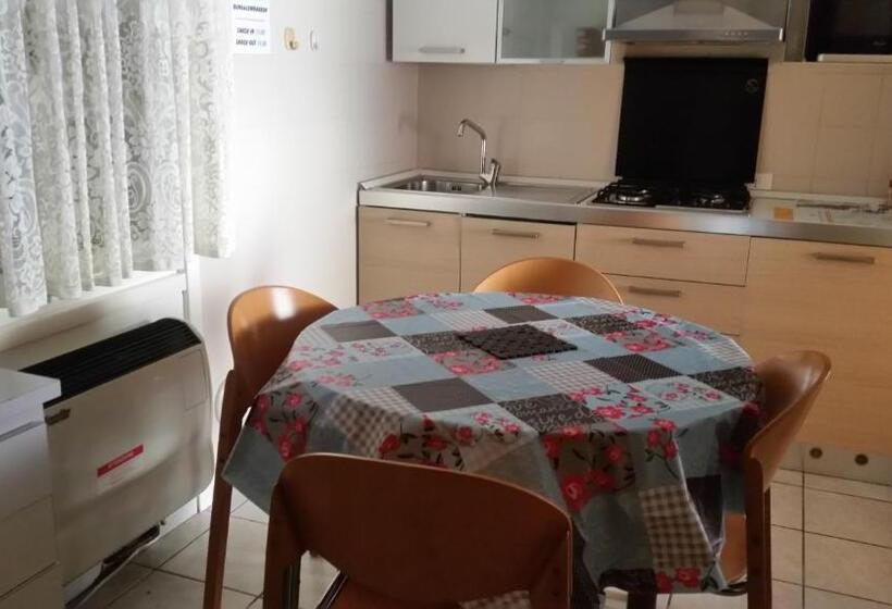 Семейное Бунгало, Eureka Azienda Agrituristica