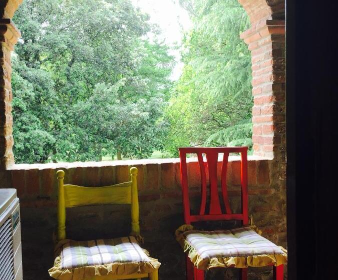 اتاق استاندارد, Podere Poggio Mendico