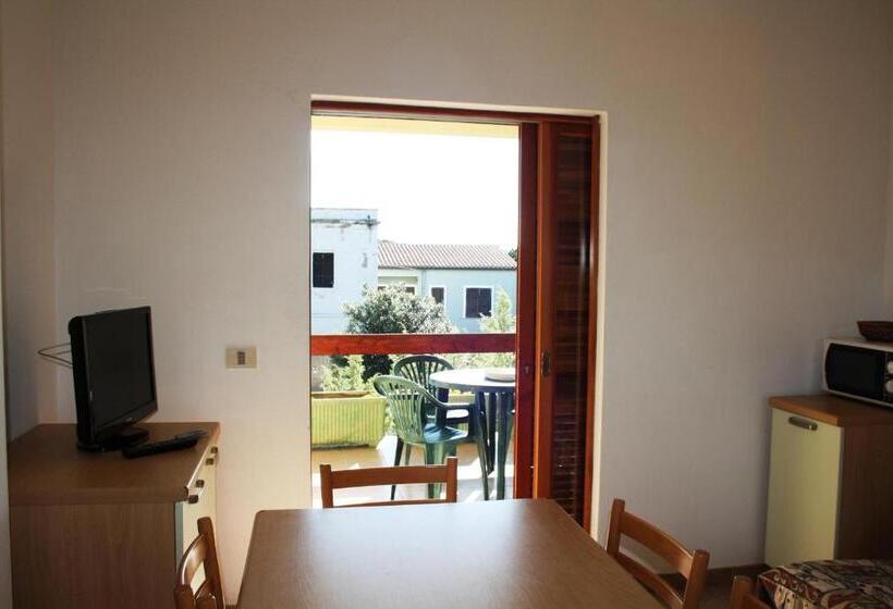 דירת שני חדרים, Verande Tanca Torre