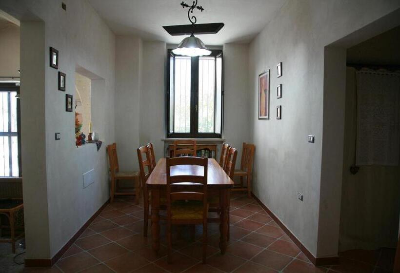 דירת חדר, Il Casolare Degli Ulivi