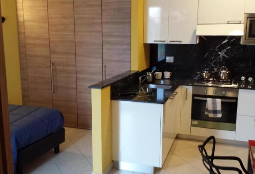 استودیوی استاندارد, Residence Luna Di Monza