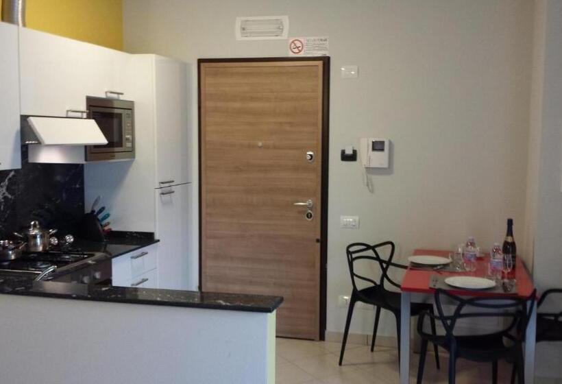 استودیوی استاندارد, Residence Luna Di Monza