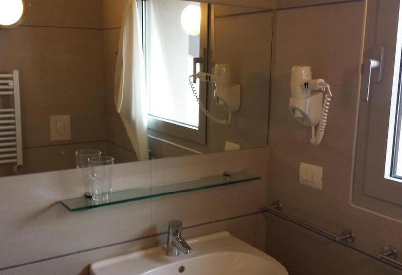 استودیوی استاندارد, Residence Luna Di Monza