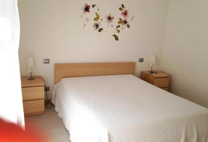 آپارتمان 1 خوابه با چشمانداز دریا, Homiday Residence Bordopineta