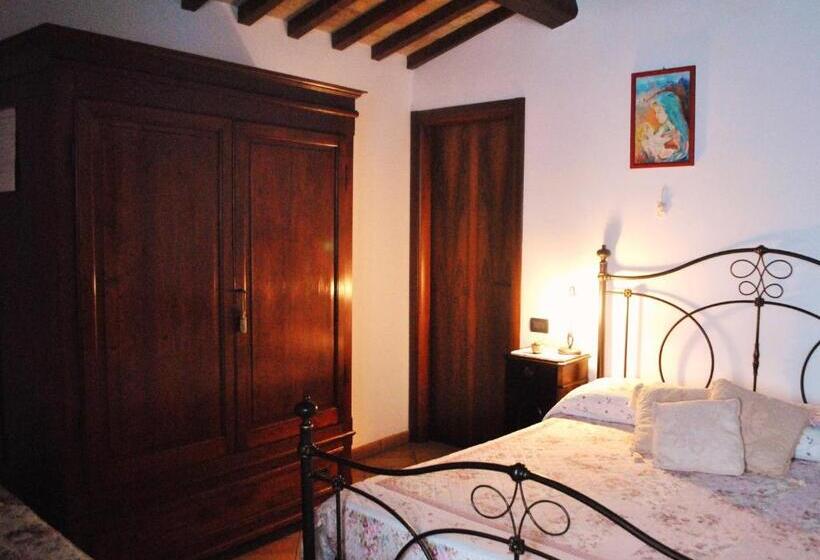 Четырехместный Номер Стандарт, Agriturismo L'antico Oliveto