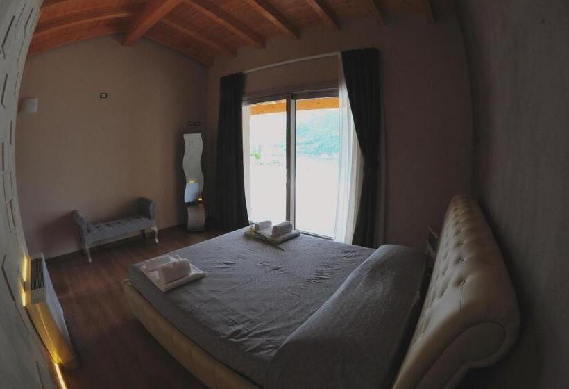 חדר סטנדרט נוף לאגם, Agriturismo Le Fontane